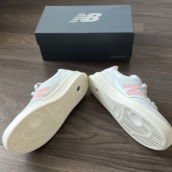 New Balance 300 Court Sneaker - Picture 2 of 4